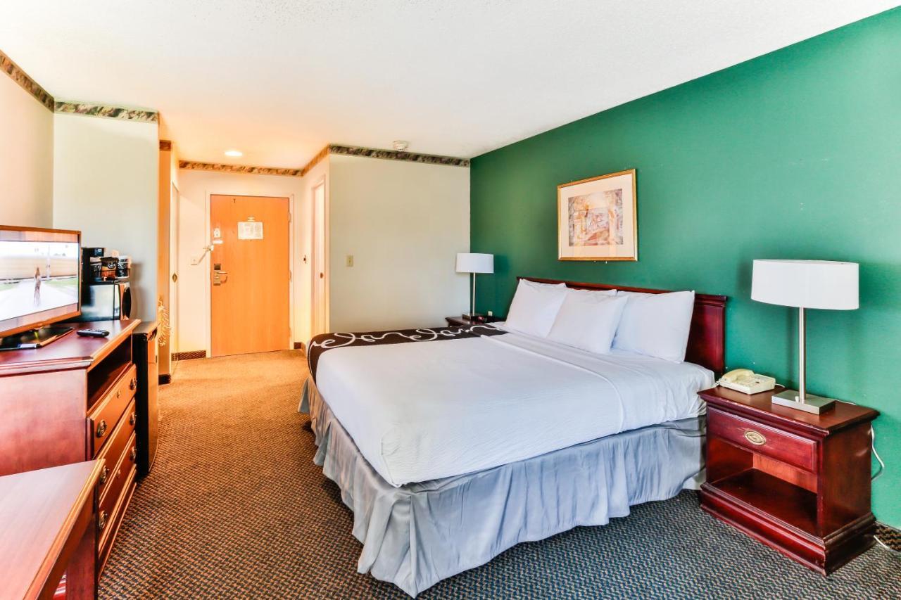 The View Inn & Suites Bethlehem / Allentown / Lehigh Airport エクステリア 写真